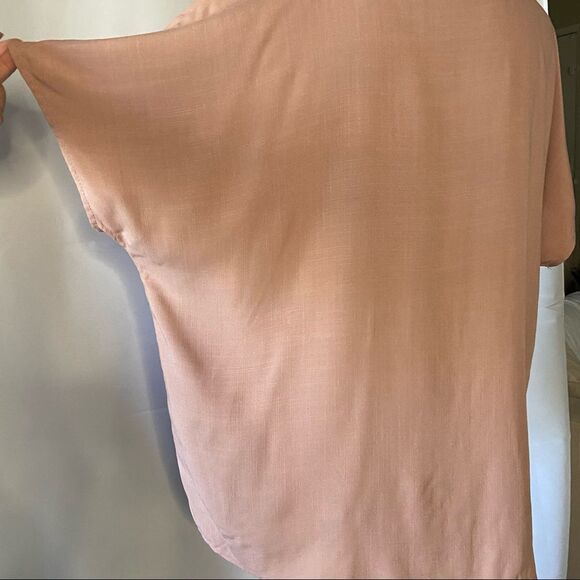 UNIVERSAL THREAD Pink Tie Front Top/Blouse NWT Medium - Picture 6 of 7